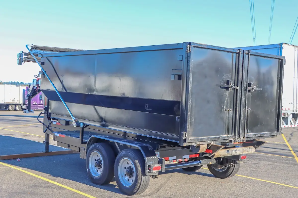 3 Yard Dumpster Rental in Lamont, CA